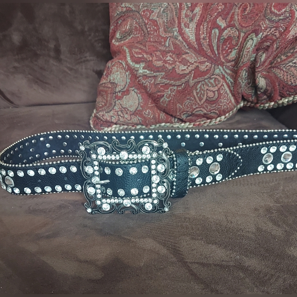 Black Leather Bling Belt with Silver toned Buckle